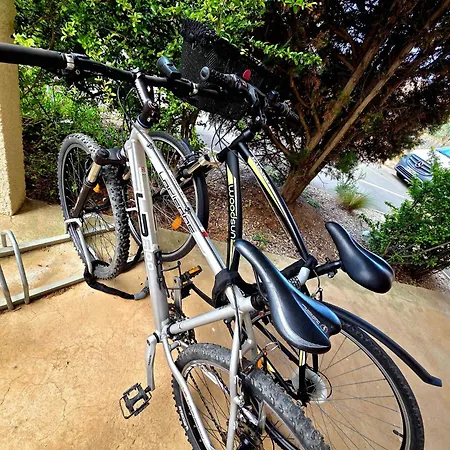 Joli Pour 4 Personnes Securisee, Parking Et Piscine Agde